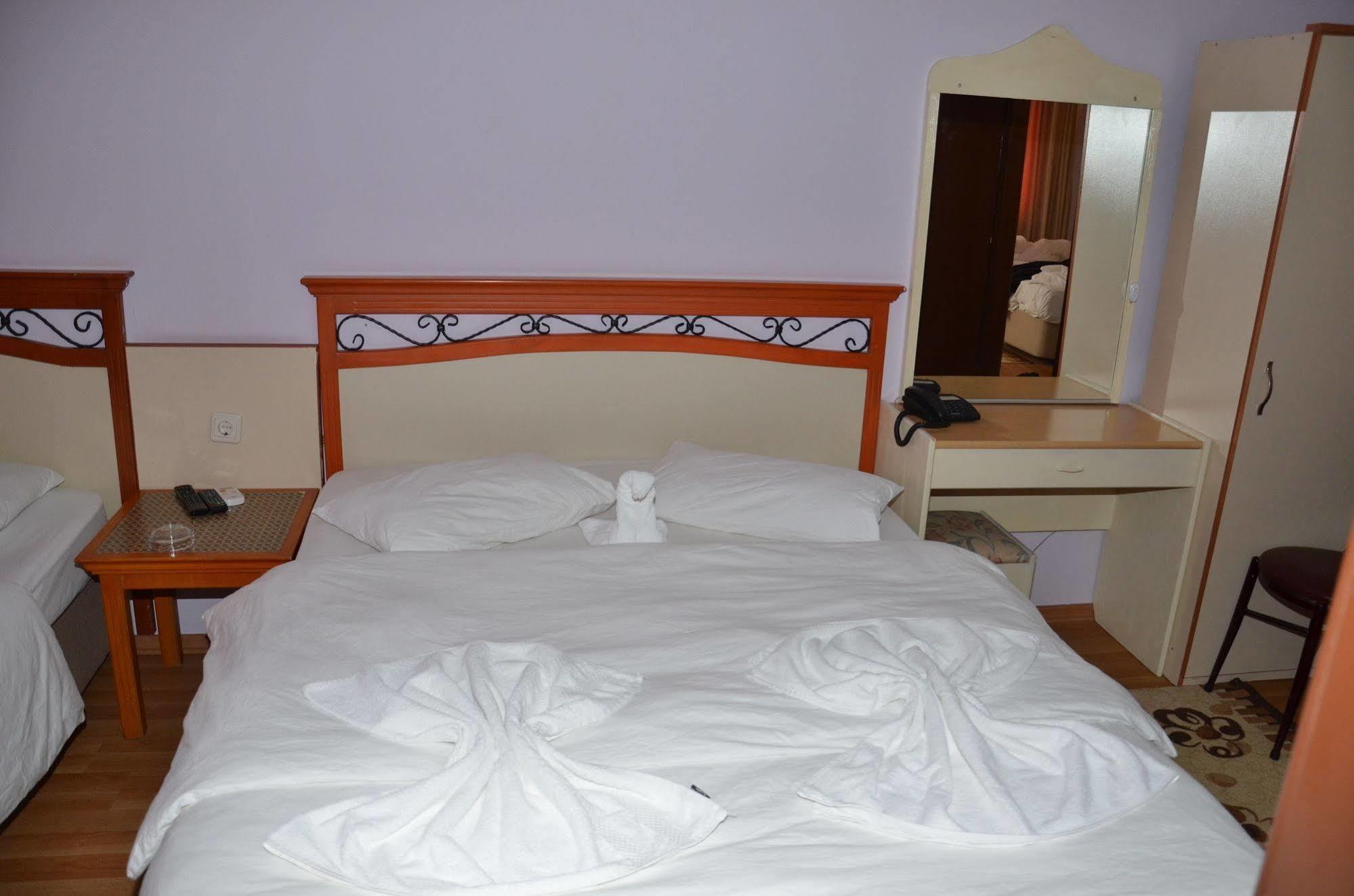 Ozturk Hotel Анталья Экстерьер фото